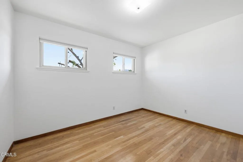 29-web-or-mls-124_Moultrie_Pl_Santa_Paul 29-web-or-mls-124_Moultrie_Pl_Santa_Paul