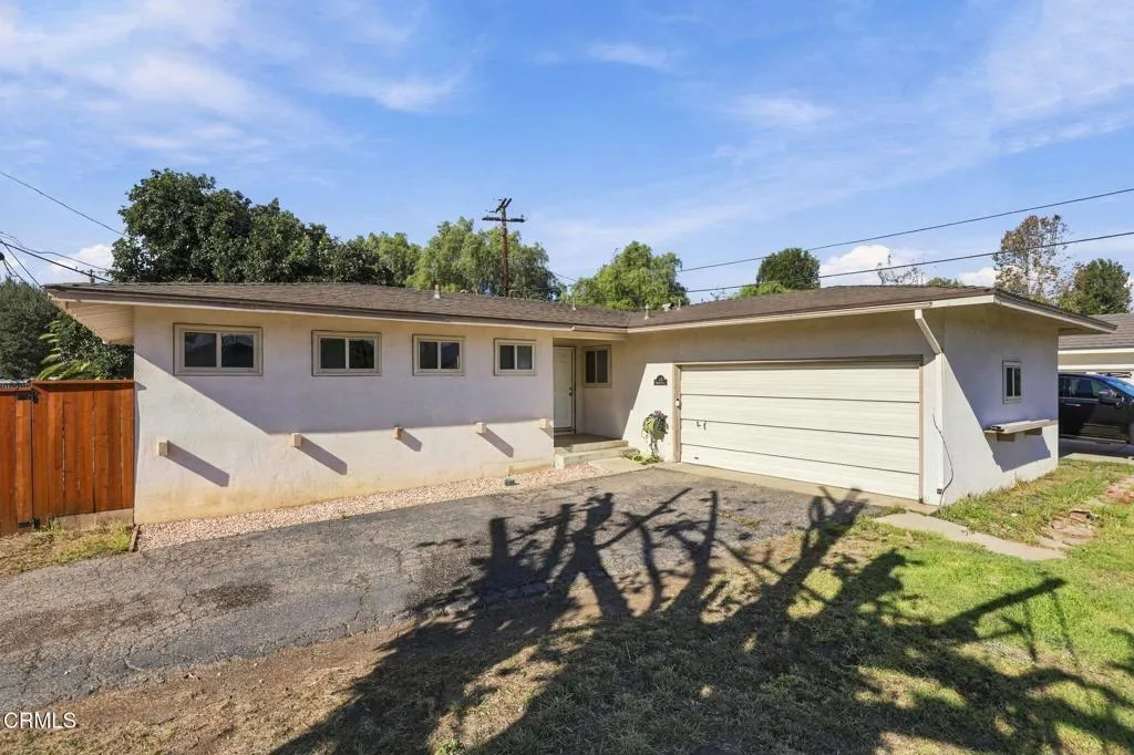 6-web-or-mls-124_Moultrie_Pl_Santa_Paula 6-web-or-mls-124_Moultrie_Pl_Santa_Paula