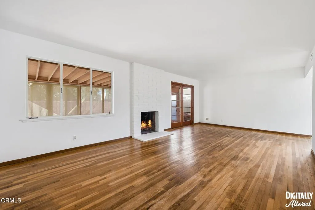 14-web-or-mls-124_Moultrie_Pl_Santa_Paul 14-web-or-mls-124_Moultrie_Pl_Santa_Paul