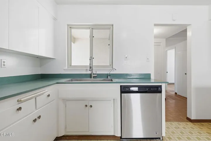 17-web-or-mls-124_Moultrie_Pl_Santa_Paul