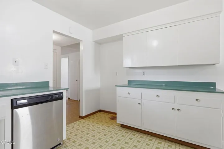 19-web-or-mls-124_Moultrie_Pl_Santa_Paul