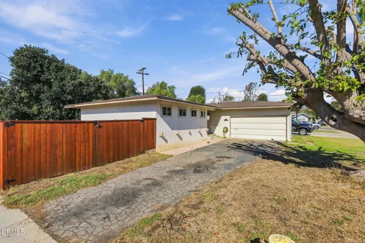 3-web-or-mls-124_Moultrie_Pl_Santa_Paula