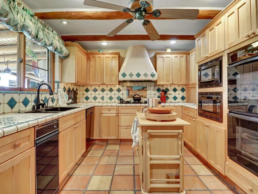 41-72952 Cabazon Peak Dr-41