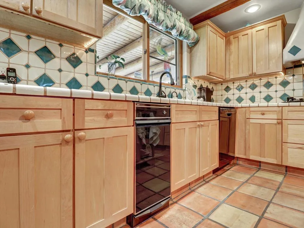 40-72952 Cabazon Peak Dr-40