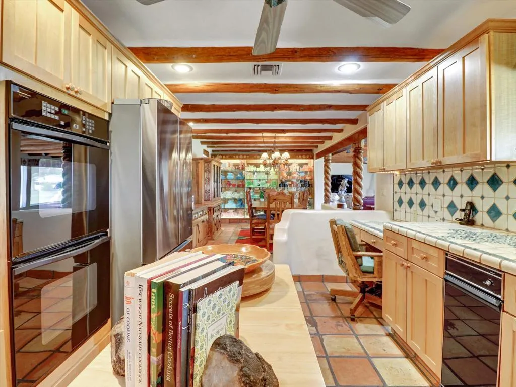 36-72952 Cabazon Peak Dr-36