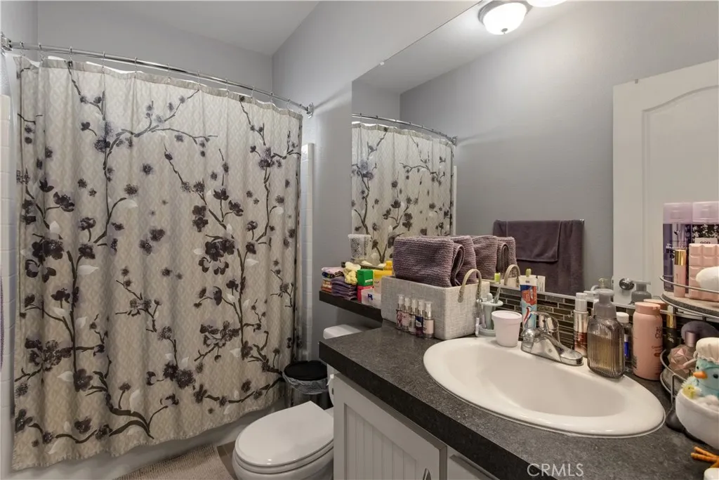 Bathroom 2 Bathroom 2