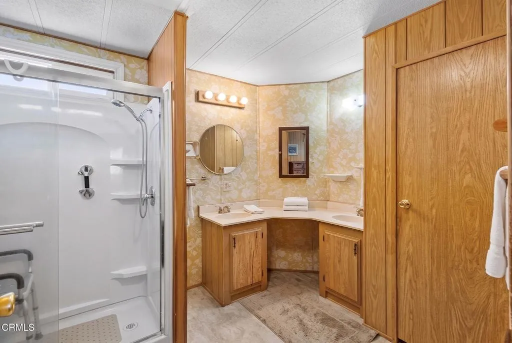 25-web-or-mls-hf_20261016_155615_0475807