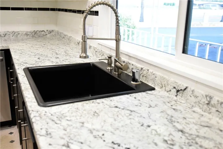 Kitchen Sink