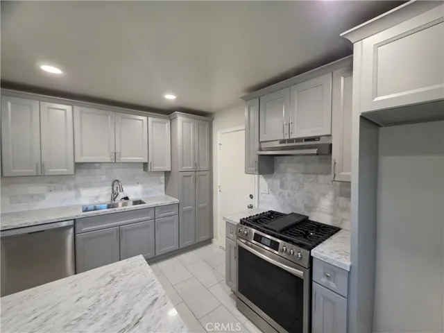 Come start cooking in your new kitchen.