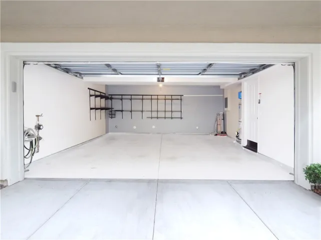 spacious 2 car garage