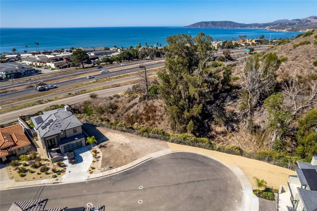 2739 Barcelona, Pismo Beach, CA, 93449