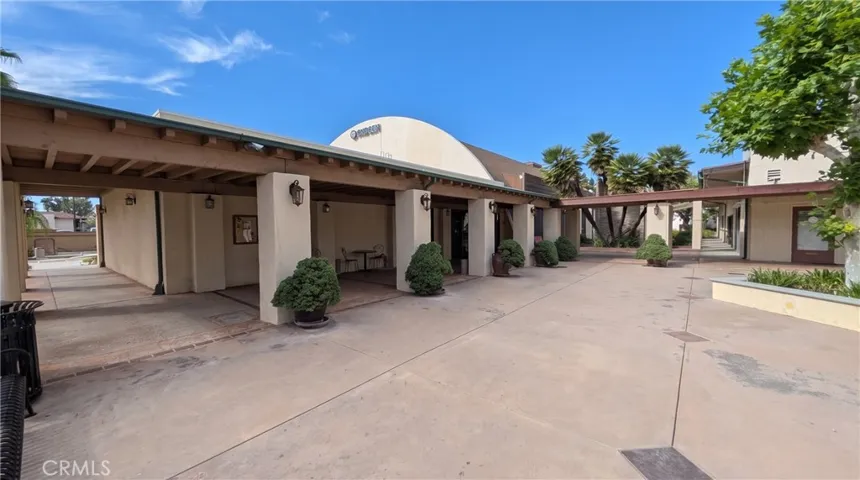Courtyard to Building Entrace