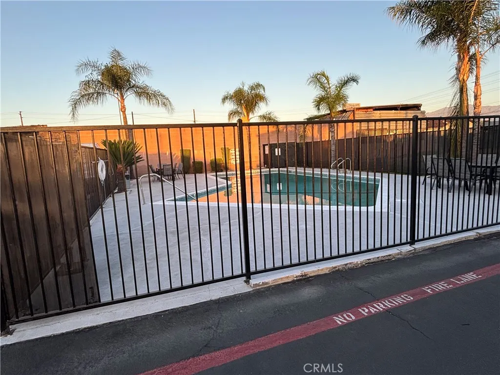 Community Pool Community Pool