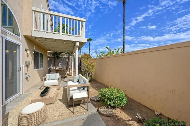 https://zimg.paragon.ice.com/ParagonImages/Property/PA/SDMLS/-538628/20/533/400/b9399564fc0b4ed2ea34c295edc2c2fc/3/633063926776d0f076625ff47a12debb/-538628-a258aa6c-f18f-4335-9c9c-f828aa7dfffa.JPG