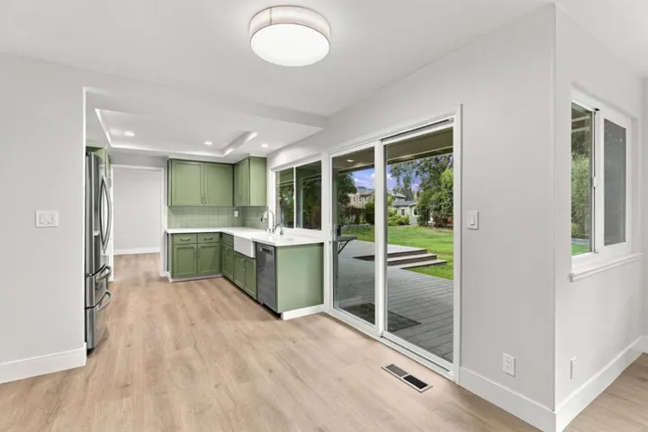Dining Area/Kitchen
