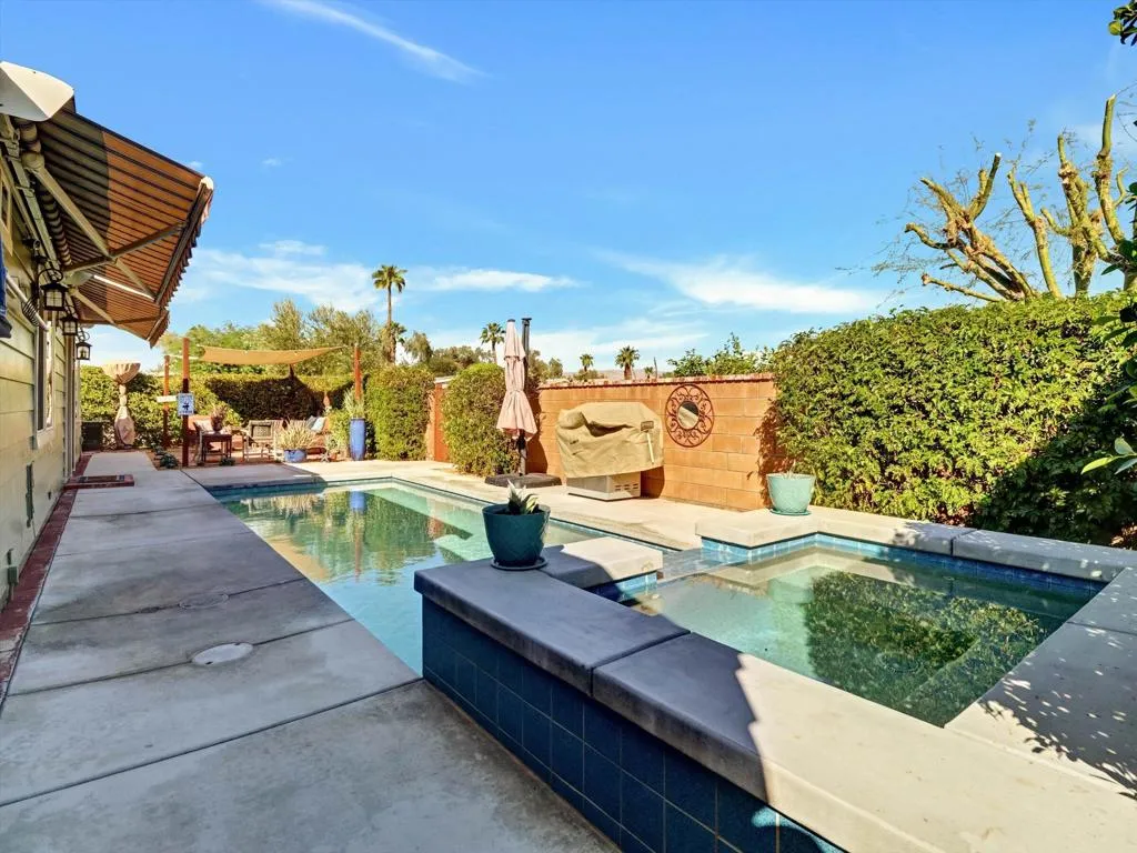 39-73443 Desert Greens N-37