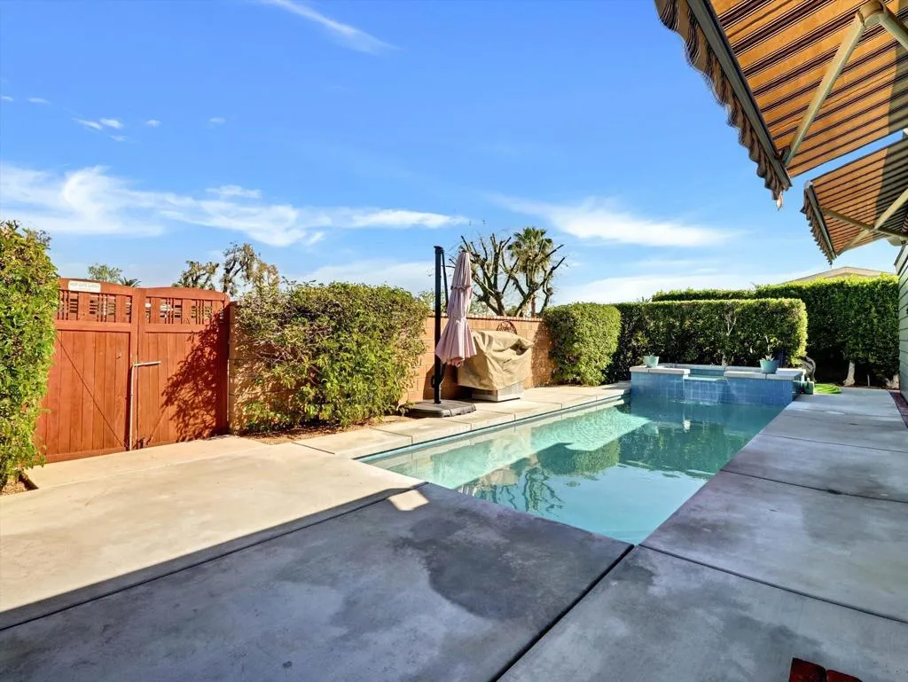 37-73443 Desert Greens N-35