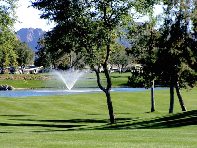 9 Golf Course