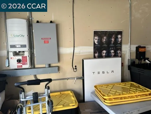 EV charger-battery-solar