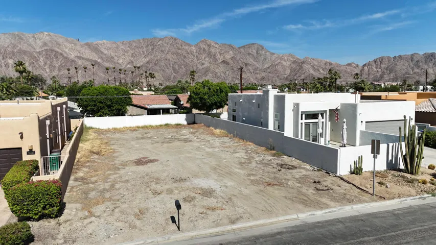 calle Hueneme lot-4