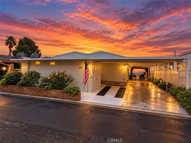 Carport. Twilight photo using AI