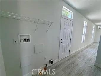 Washer/dryer hookups