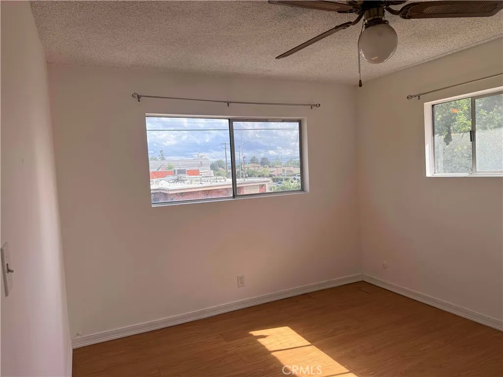 upstairs bedroom 2
