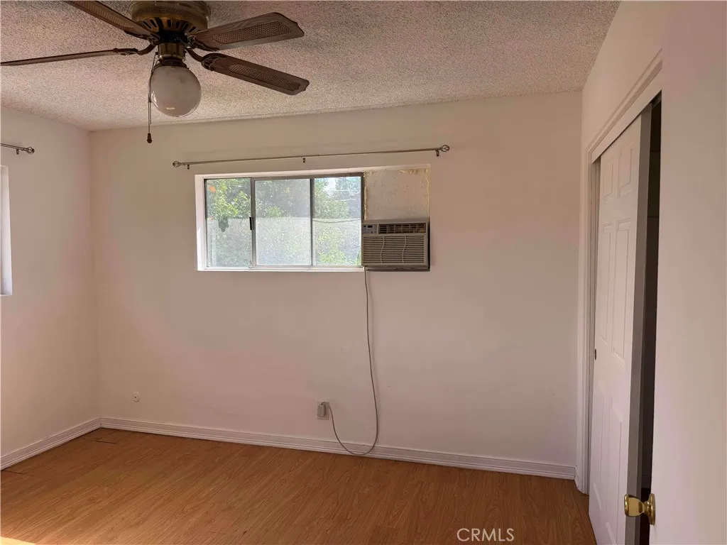 upstairs 1st bedroom