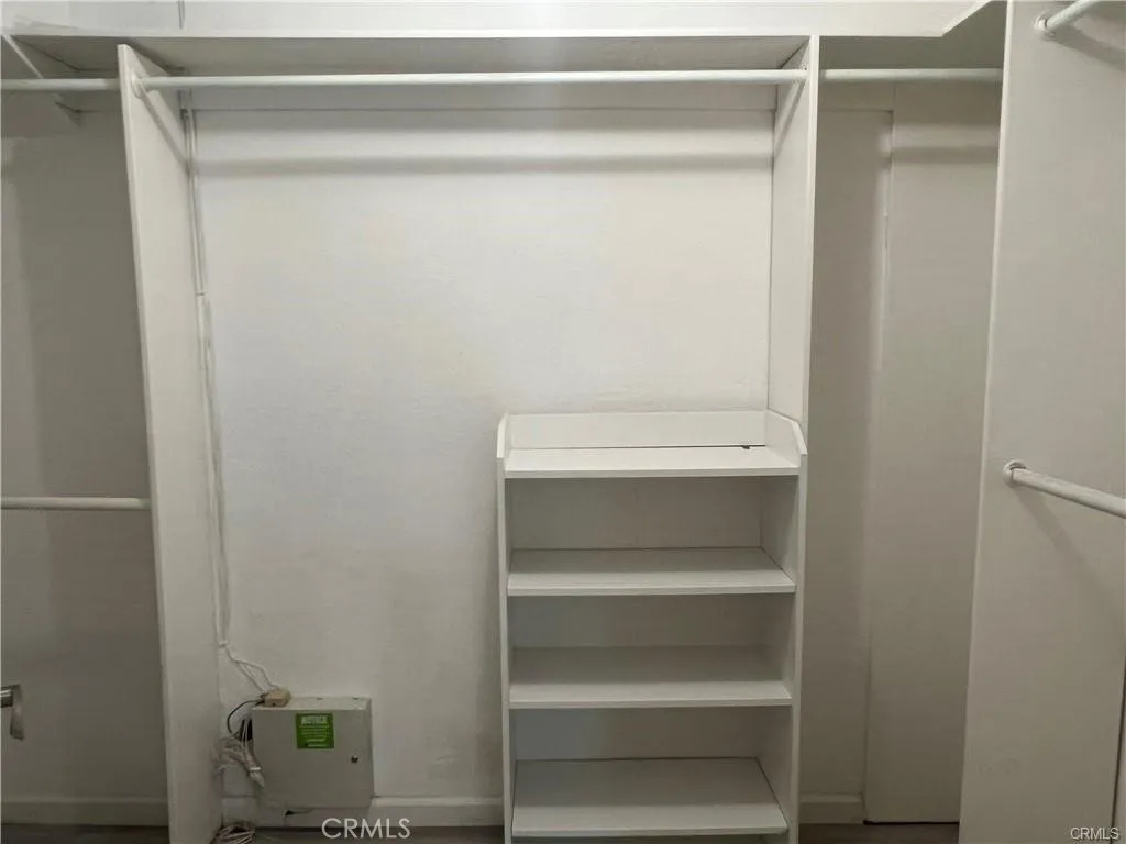 Large walk in closet Large walk in closet