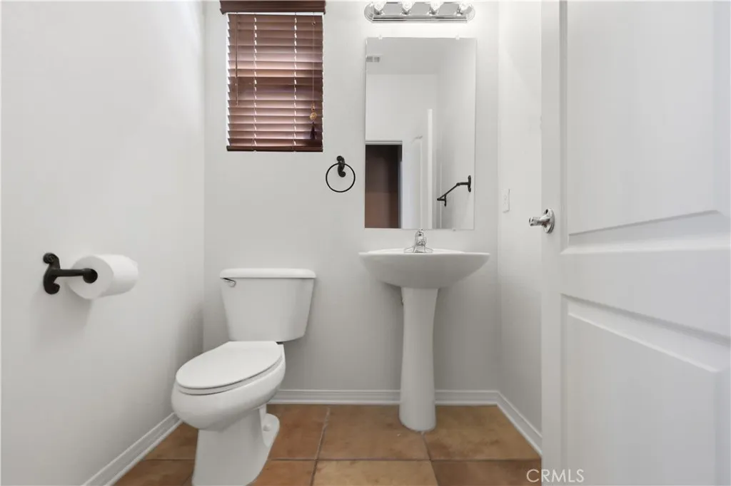 1/2 bath