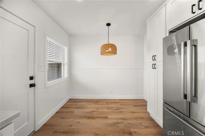 Direct access to backyard from kitchen