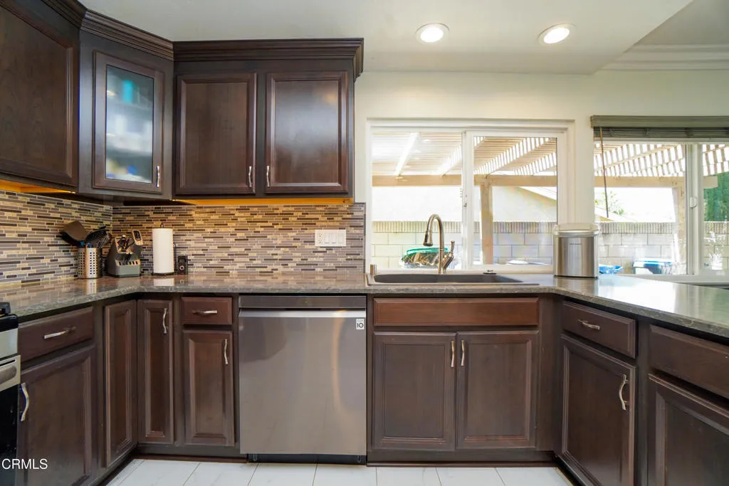 2055-stoneman-street-simi-valley-ca-9306