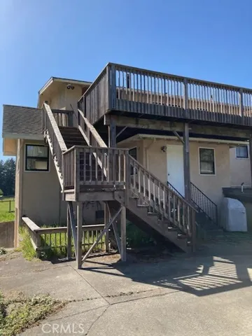 entry stairs to apartment