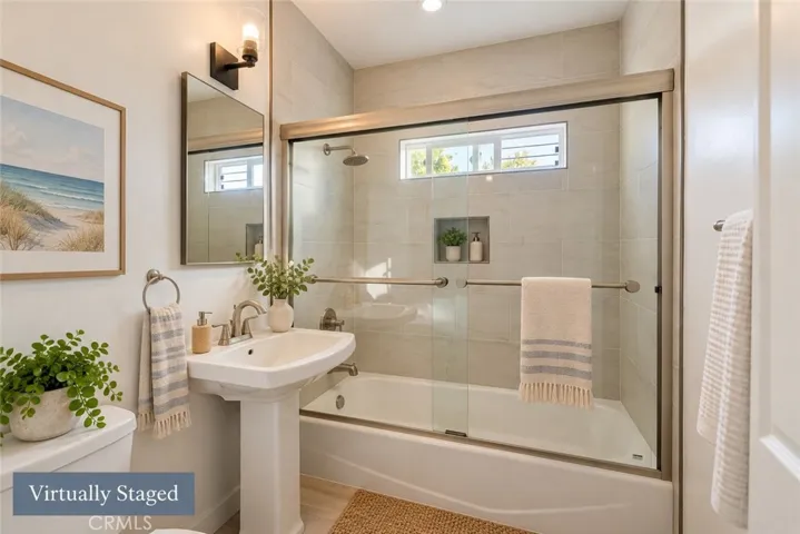 Warm Bathroom- Virtually Staged