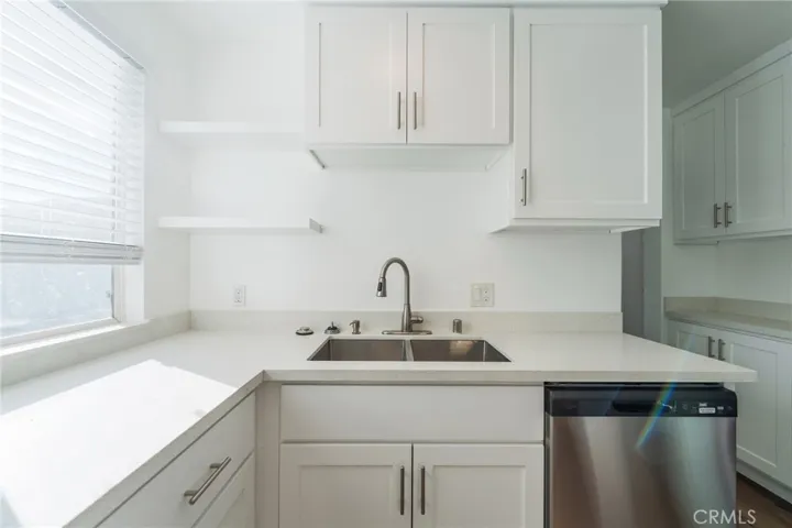 Bright Kitchen - Original