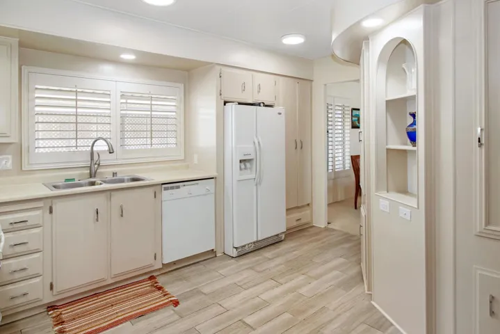Large kitchen