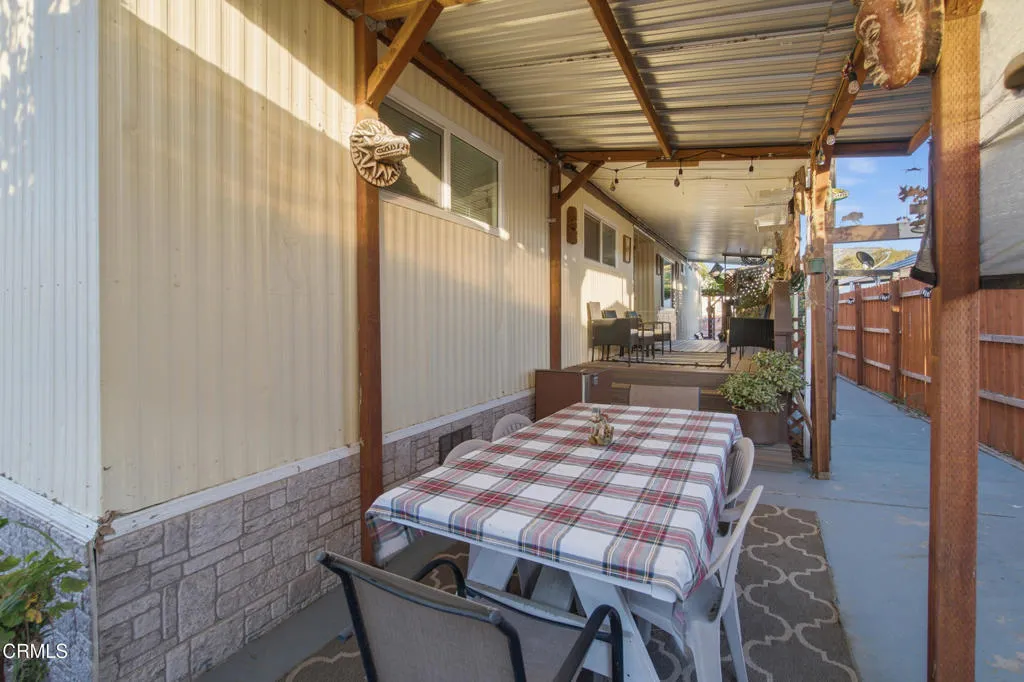 33_patio area