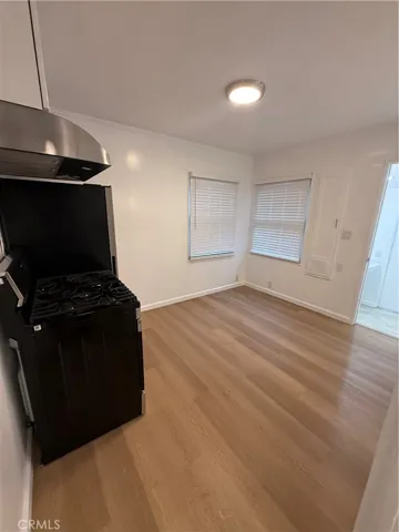 Kitchen Dining Area