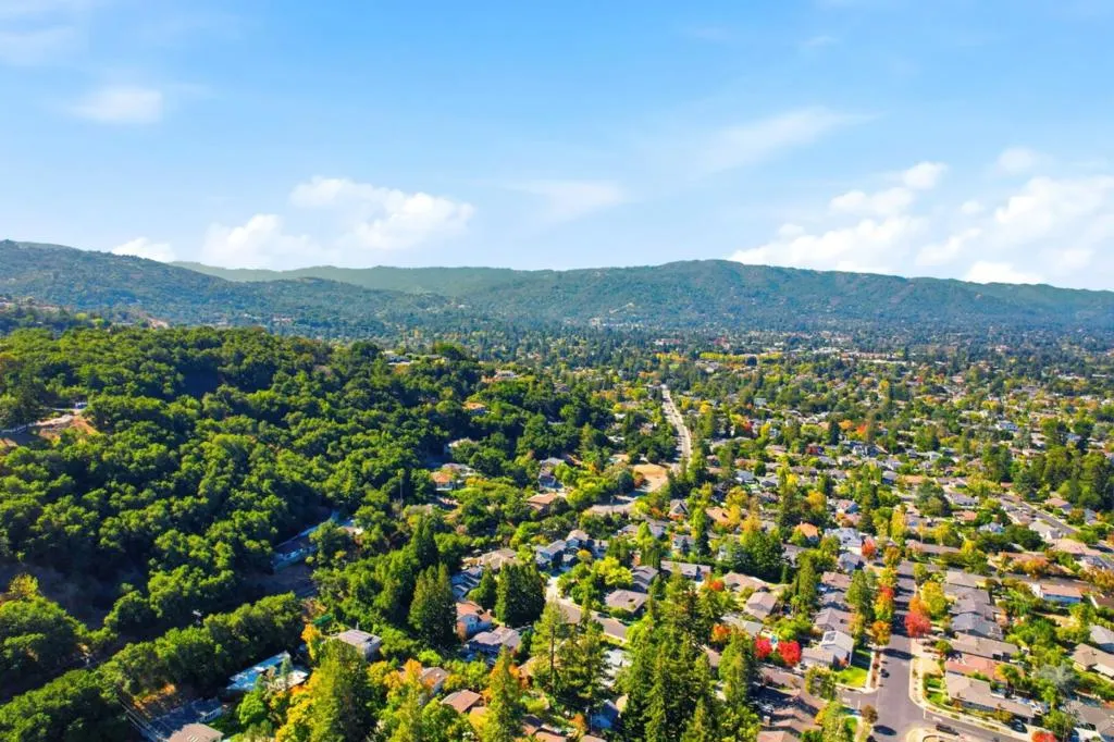 Aerial view toward the foothills, Los Gatos Aerial view toward the foothills, Los Gatos