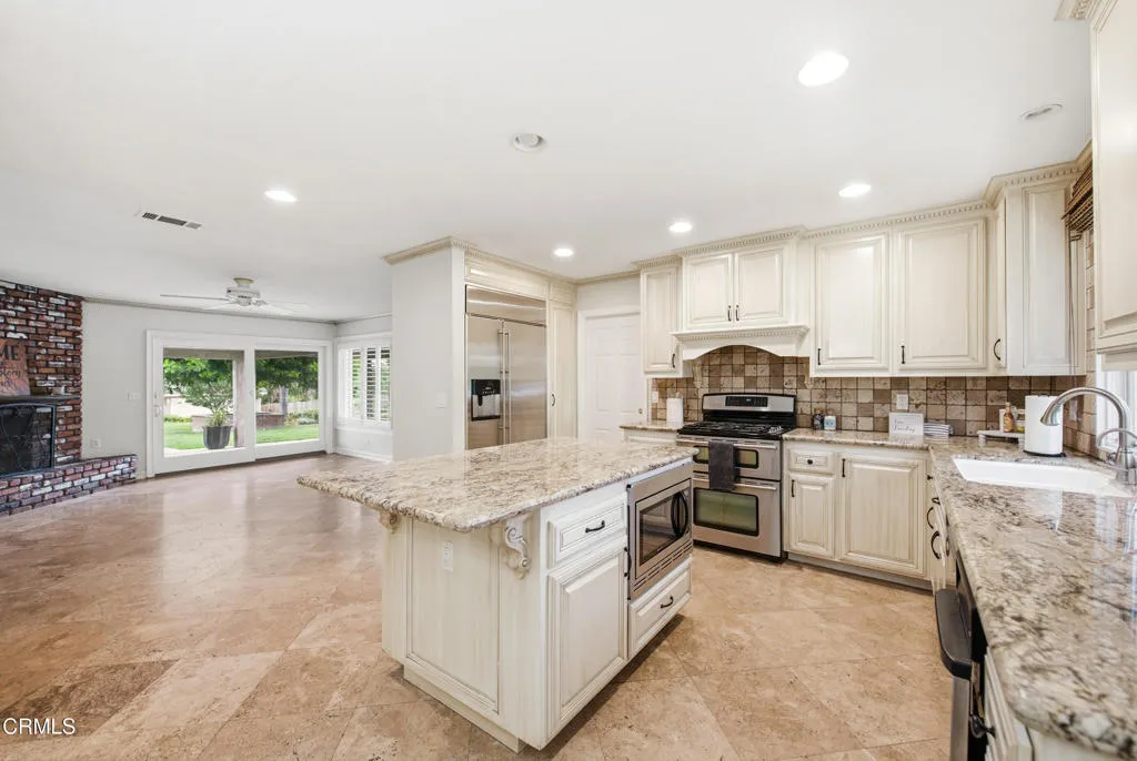 1612 San Rafael Way Camarillo 2-11 1612 San Rafael Way Camarillo 2-11