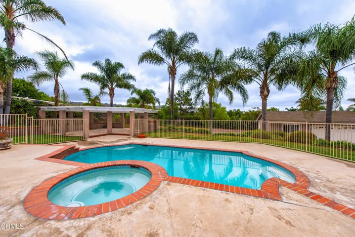 1612 San Rafael Way Camarillo 2-43