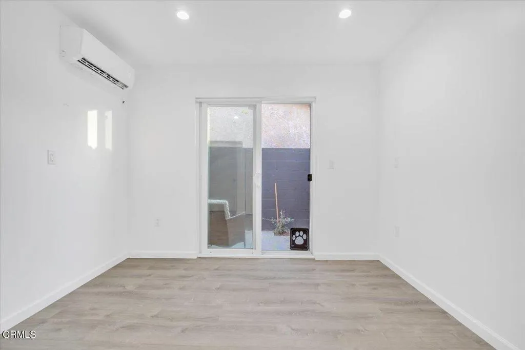 11-1420 W 69th St-15 11-1420 W 69th St-15