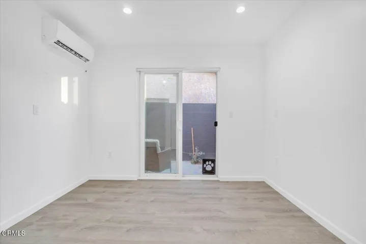11-1420 W 69th St-15
