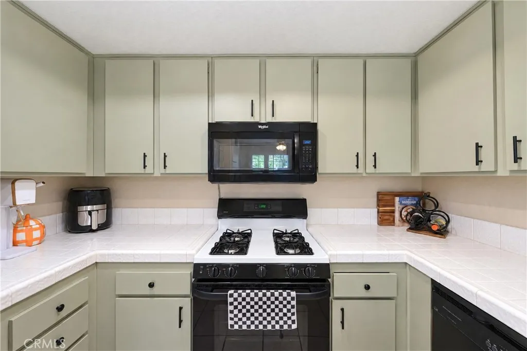 Kitchen view 3