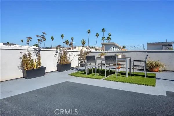 Extra Large Roof Top Terrace