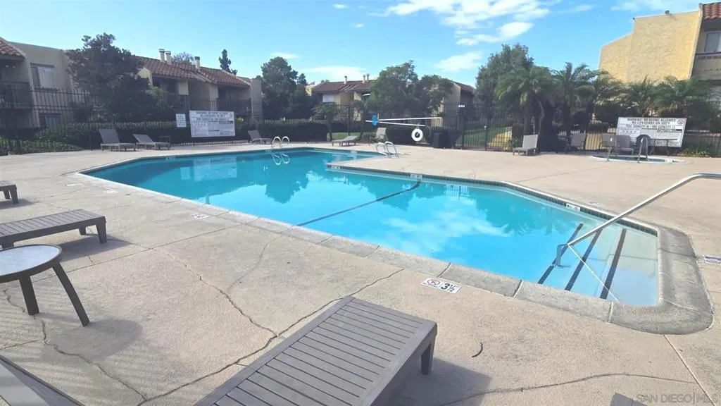 Swimming Pool/Hot Tub/Sauna