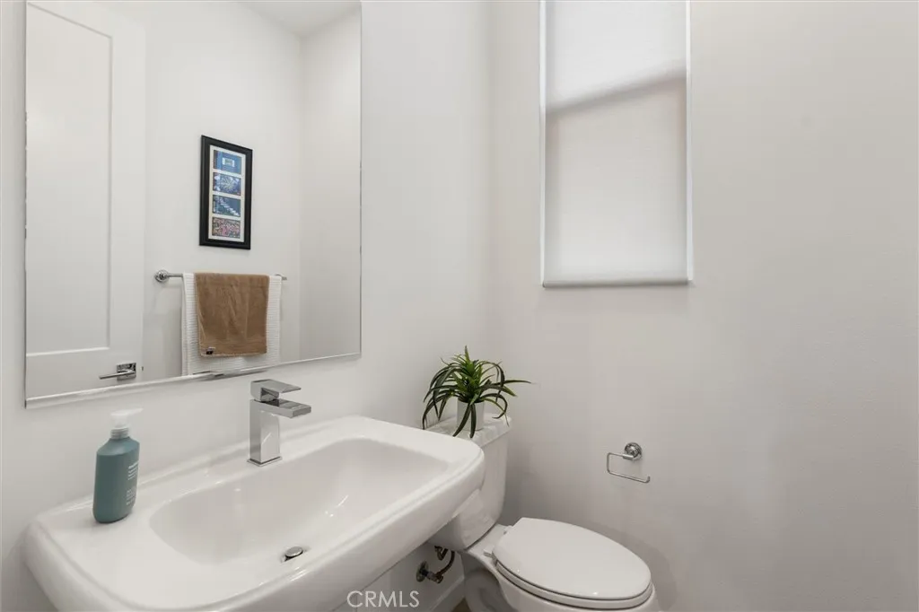 2nd Floor Powder Room