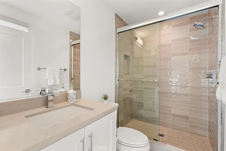 Ground Floor Ensuite Bathroom