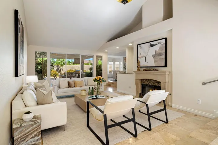 27-web-or-mls-GiaViaDelNorte_OPMG_1026_0