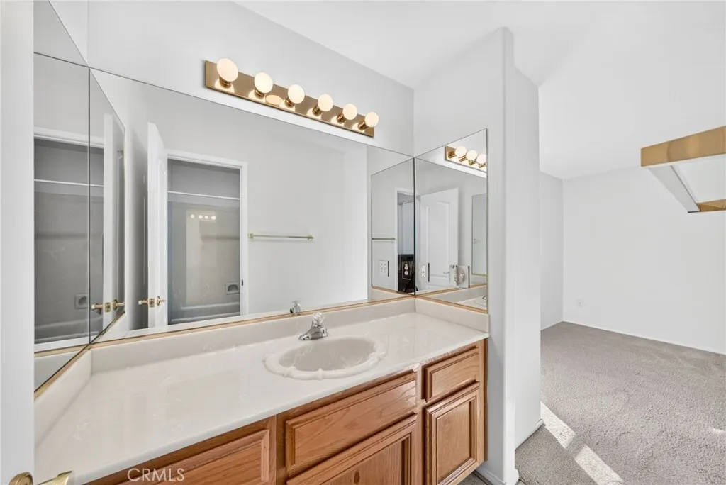 Bedroom 3 Vanity